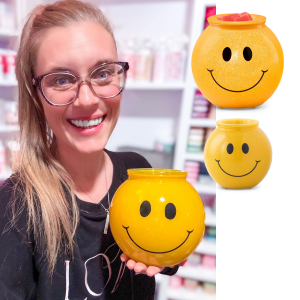Scentsy Share a Smile Warmer with cheerful face and colorful accents.